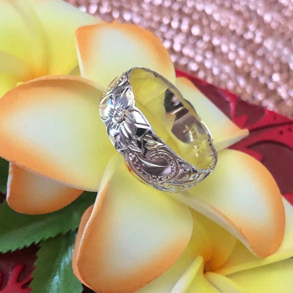 Hawaiian Silver 925  Ring Size 12.5